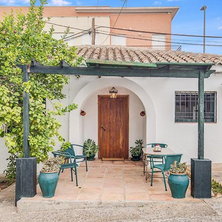 -Iponubahomes- Centrica Casa Con Jardin Y Chimenea Баэна Экстерьер фото